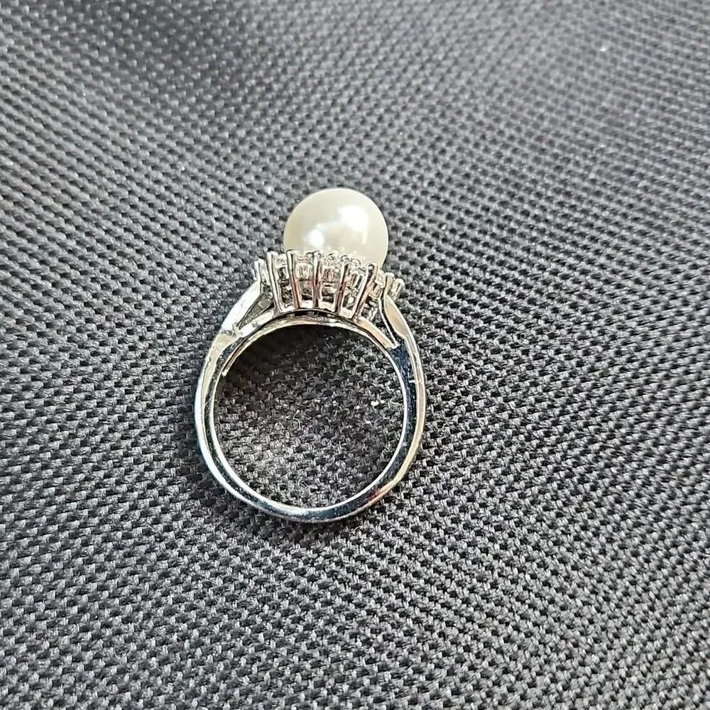 Silver Pearl & Rhinestone Ring Size 7.5